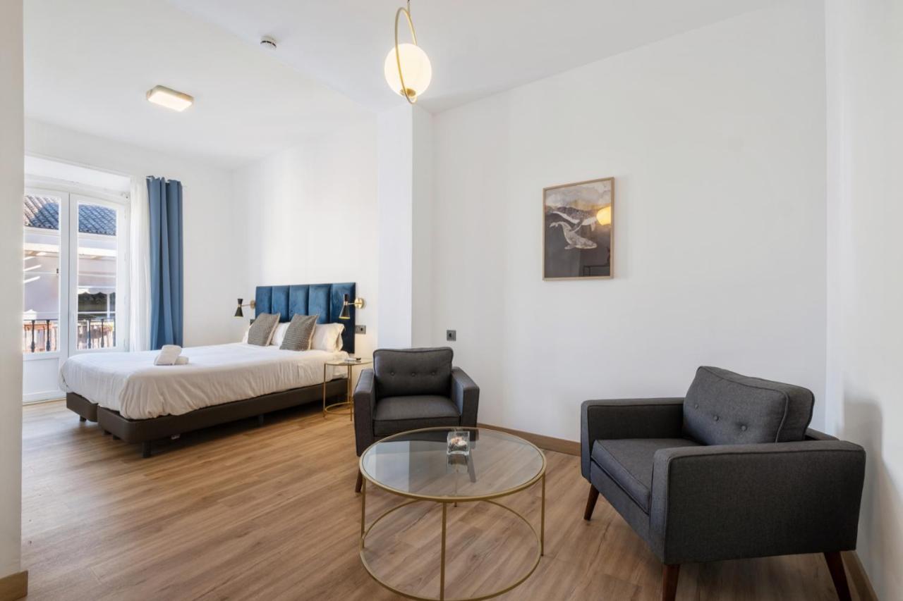 Malaga City Suites Dış mekan fotoğraf