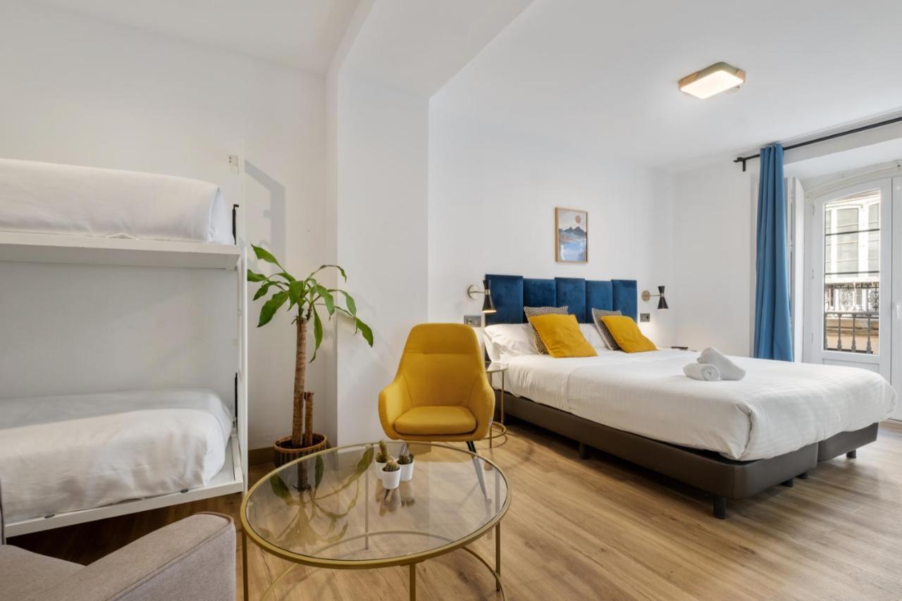 Malaga City Suites Dış mekan fotoğraf