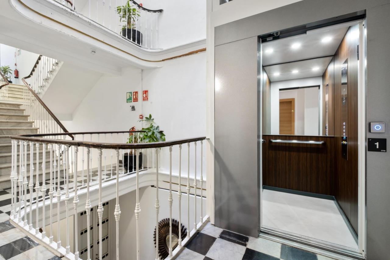 Malaga City Suites Dış mekan fotoğraf